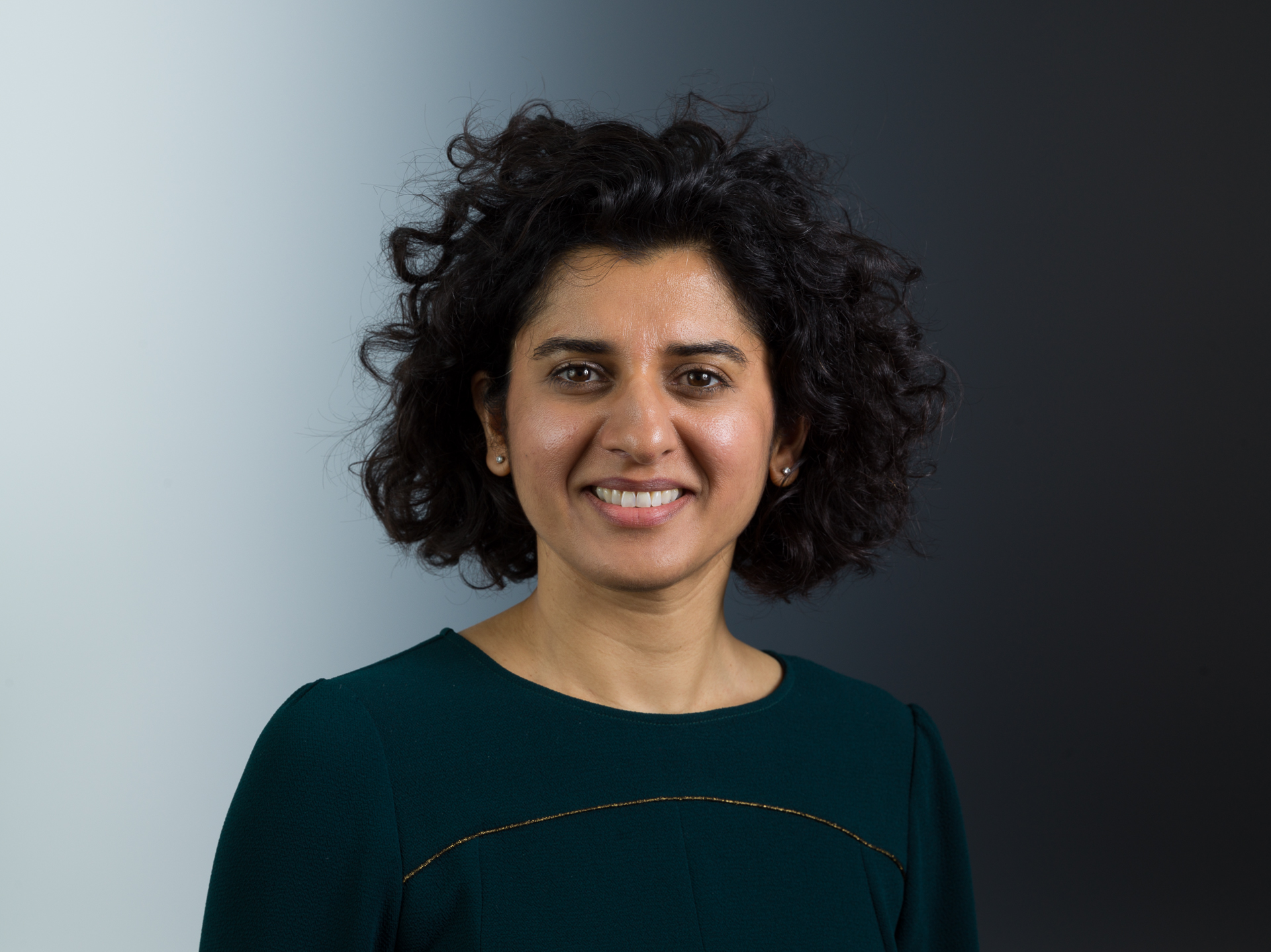 Headshot of Neetu Ogle